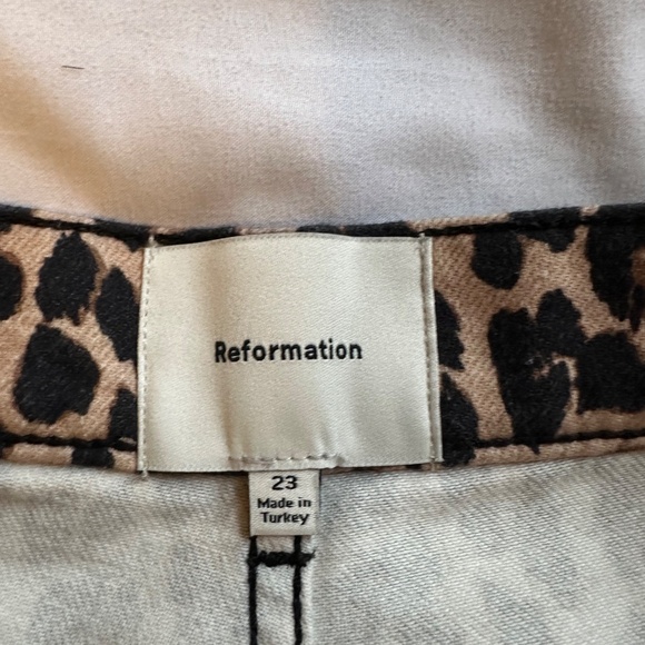 Reformation Carly High Rise Leopard Jeans - Picture 3 of 5